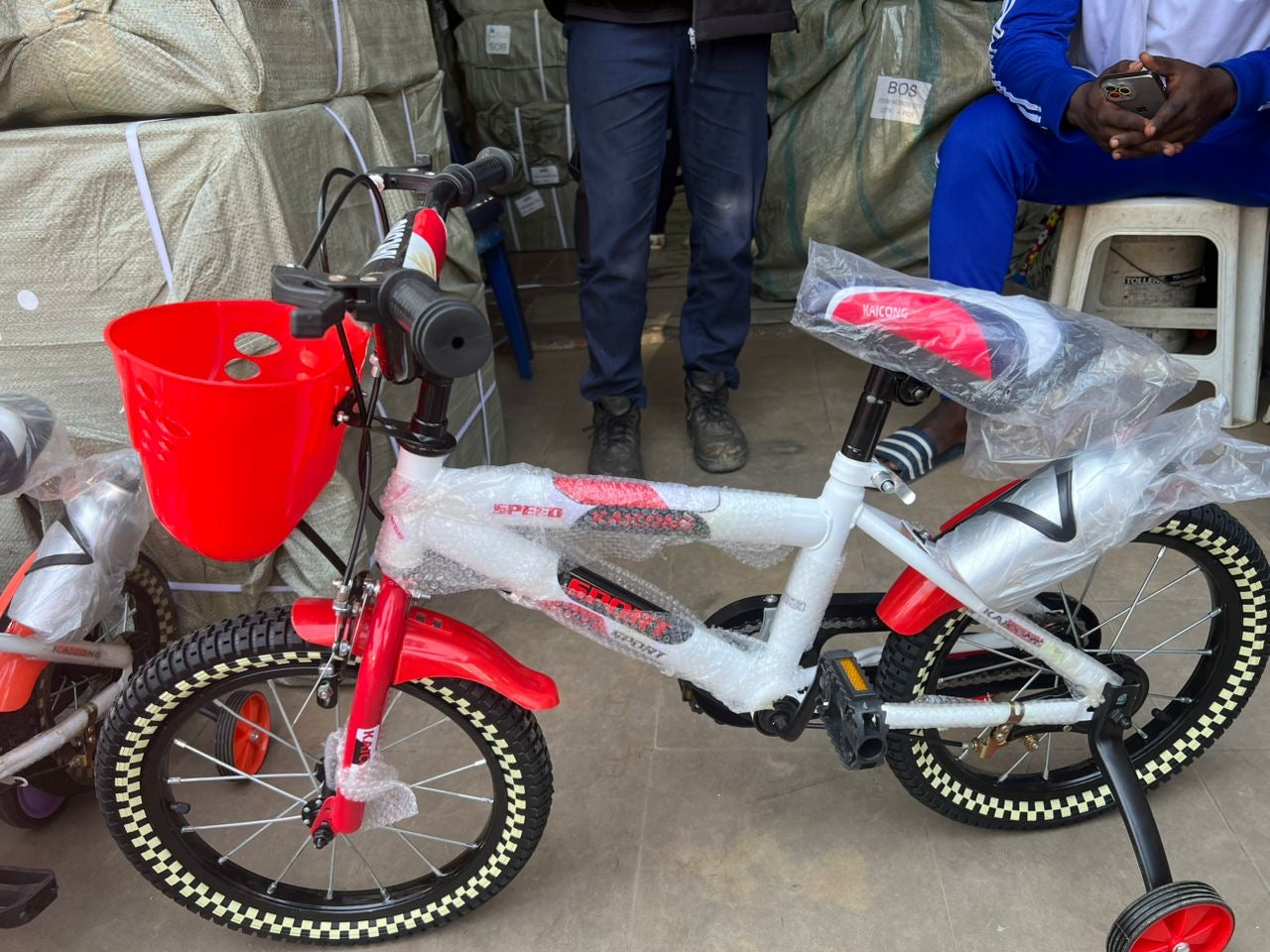 Vélo Enfant 16 Pouces – Modèle Sport avec Petites Roulettes